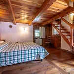 Nocleg ze śniadaniem Antica Casa Di Montagna Maison Bovard 3*