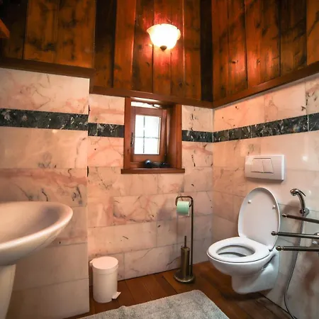 Antica Casa Di Montagna Maison Bovard Frühstückspension Valgrisenche