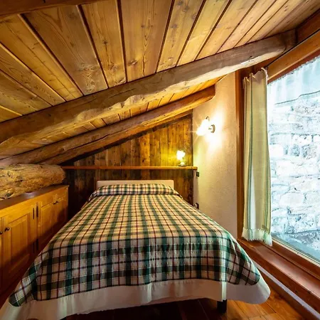 Antica Casa Di Montagna Maison Bovard Bed & Breakfast Valgrisenche