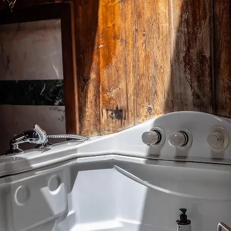 Antica Casa Di Montagna Maison Bovard 3* Valgrisenche