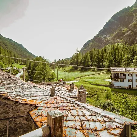 Antica Casa Di Montagna Maison Bovard Frühstückspension 3*