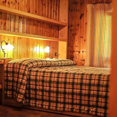 Antica Casa Di Montagna Maison Bovard 3*