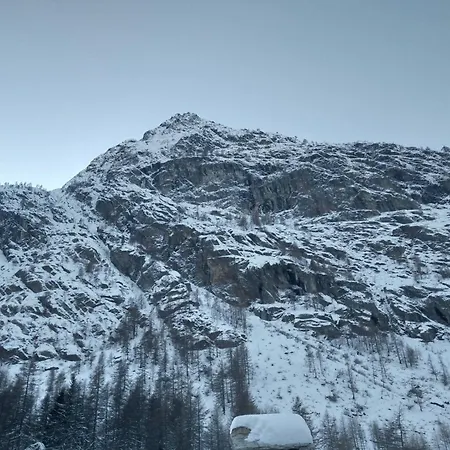 Antica Casa Di Montagna Maison Bovard Frühstückspension 3*
